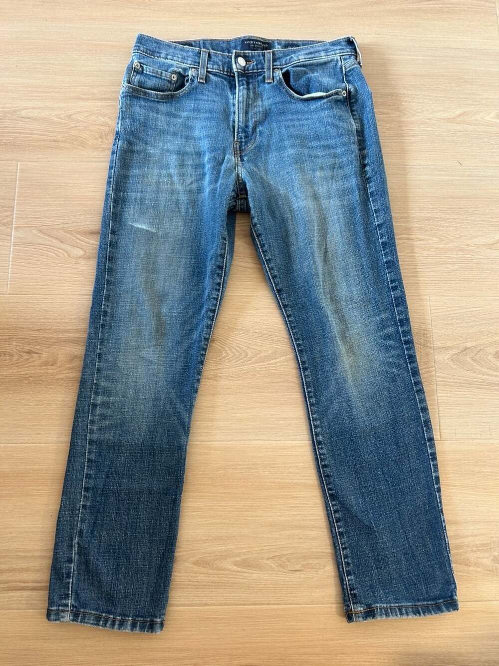 Lucky Brand 410 Athletic Slim Jeans Size 32x30 Medium Wash Denim